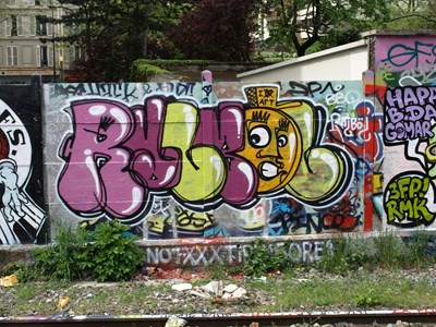 photo graffiti Paris 20eme arrondissement